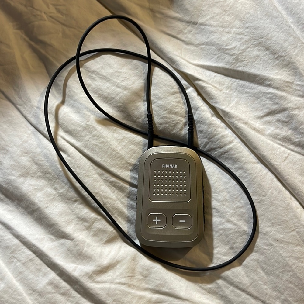 Phonak bluetooth pairing remote for hearing aids model phonak pilot 2